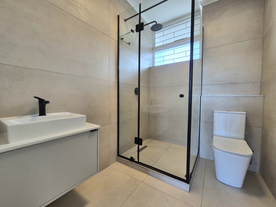 1 Bedroom Property for Sale in Wynberg Upper Western Cape